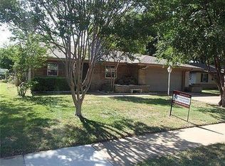 1215 Belclaire Ln, Irving, TX 75060