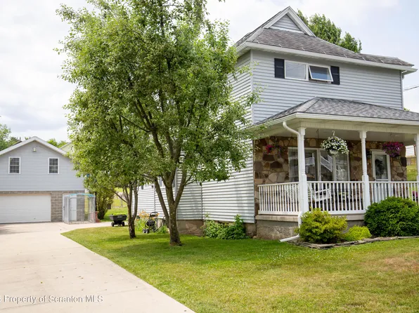 309 W Grove St, Taylor, PA 18517