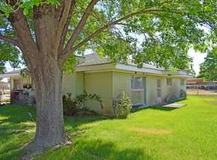 1315 Caballo Ln, Bosque Farms, NM 87068