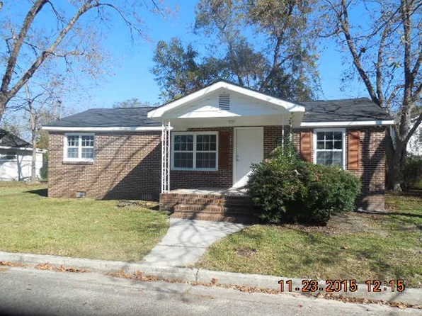213 Pearl Ave, Dublin, GA 31021