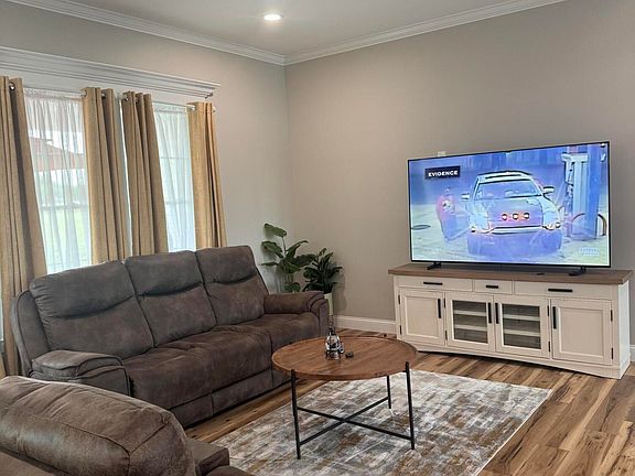 4th image of 317 Parkway Dr #317