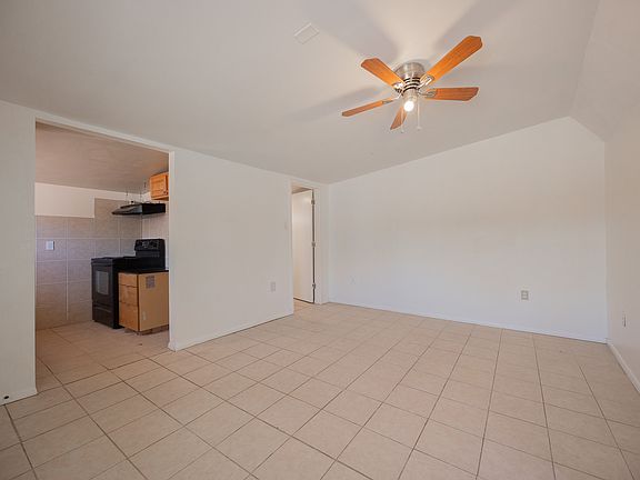 4th image of 610 N 9th St APT 4