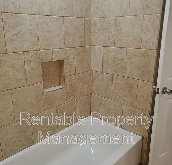 8012 Chaparral Dr — Photo 16