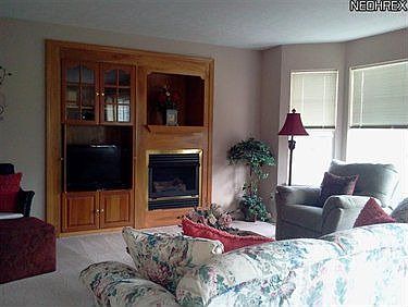 2nd image of 1091 Fleetwood Dr APT D