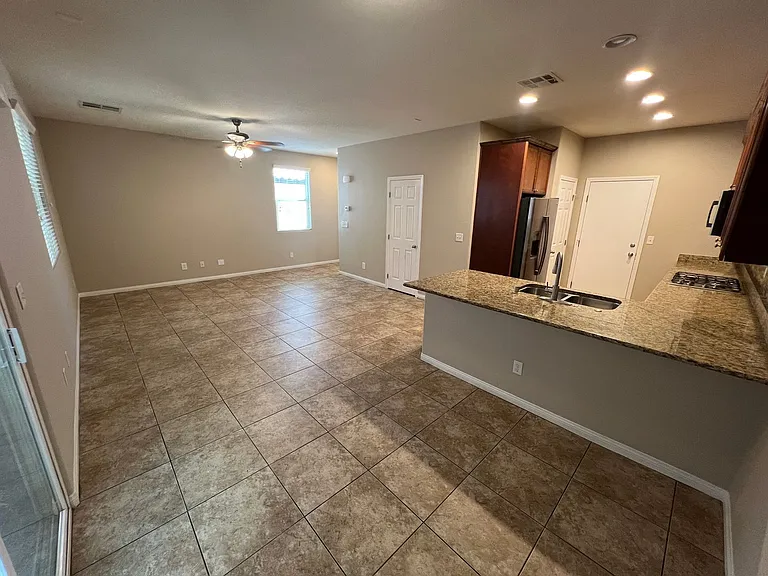 10626 Shiny Skies Dr — Photo 6