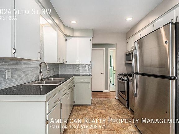 4th image of 1024 Veto St NW