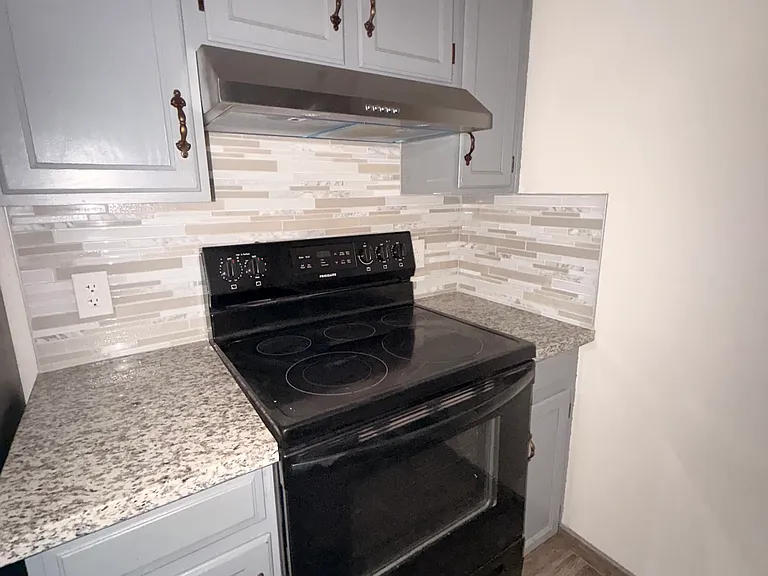 2601 W Broadway Blvd #283 — Photo 6