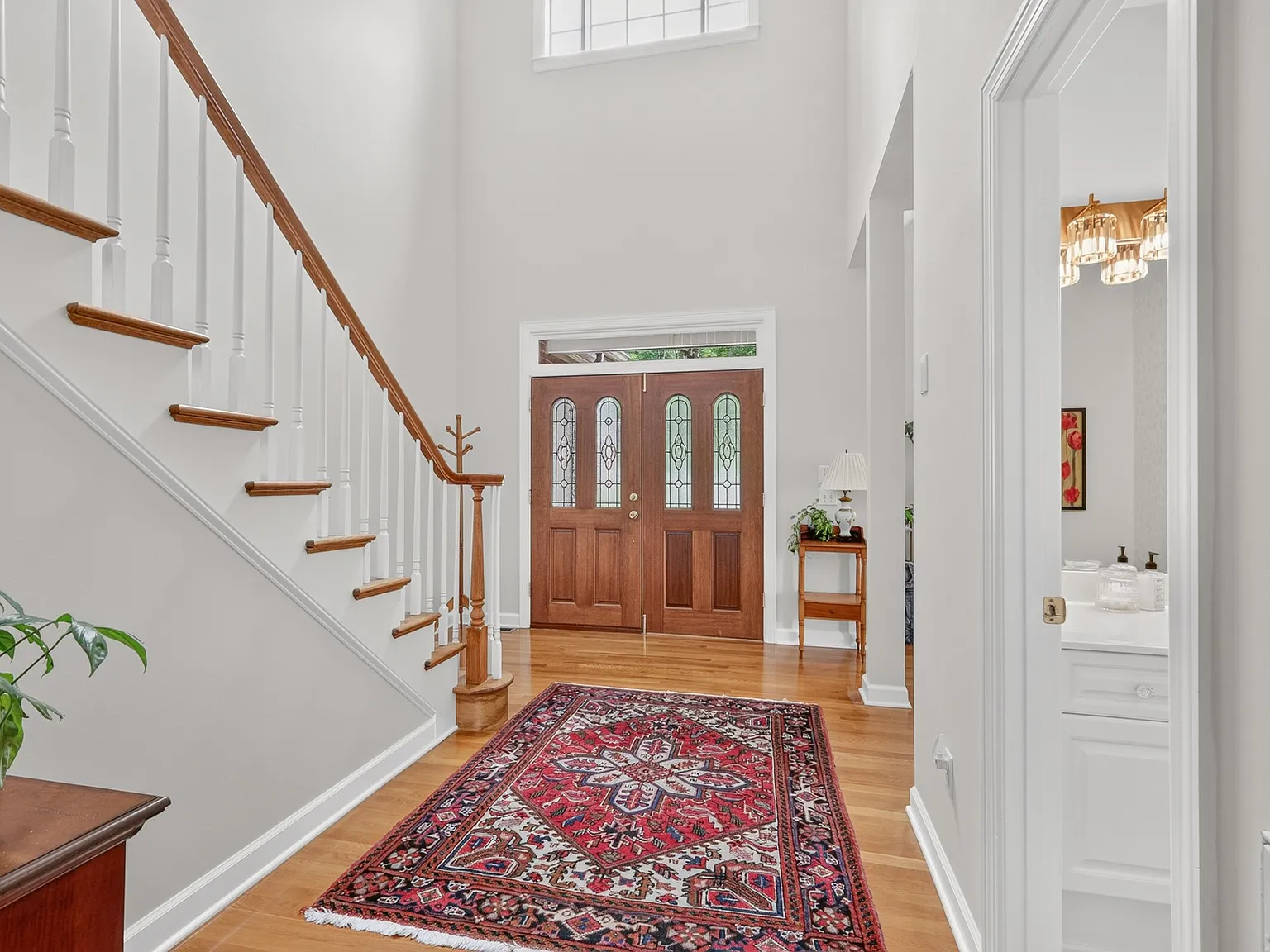 4 bed, 3.5 bath, 4154 sqft, $5,500 — Photo 2