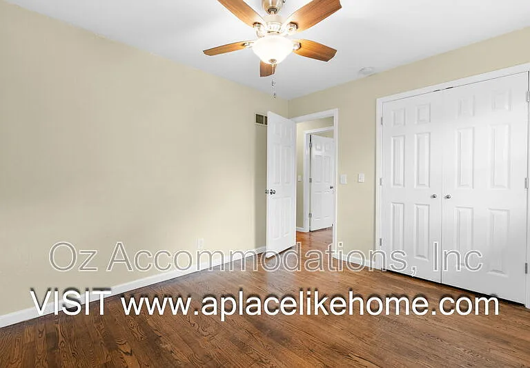 9514 Glenwood St — Photo 23