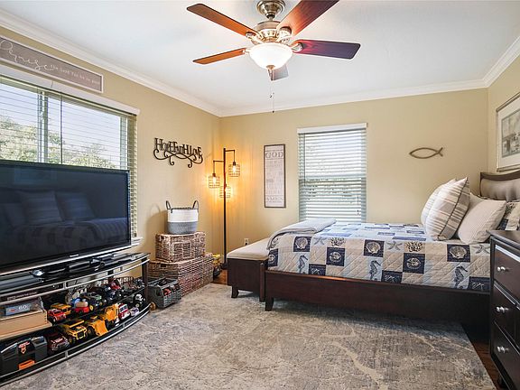 5th image of 9601 Westview Dr