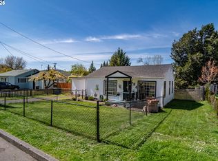 1630 NE Morris St, Roseburg, OR