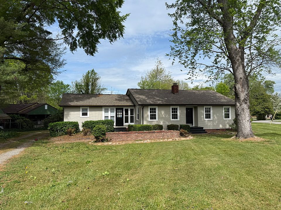 1st image of 2129 Adair Dr