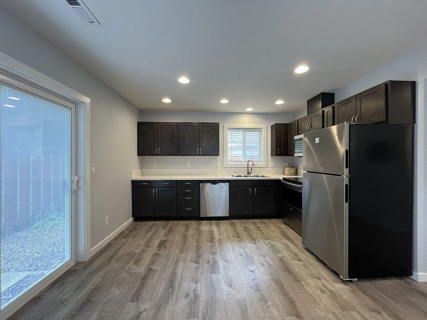 Modern Kerns 2BD ADU - Walk to Portland's Best Dining, Coffee and Nightlife — Photo 4