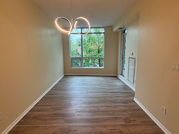 4th image of 231 Fort York Blvd #214