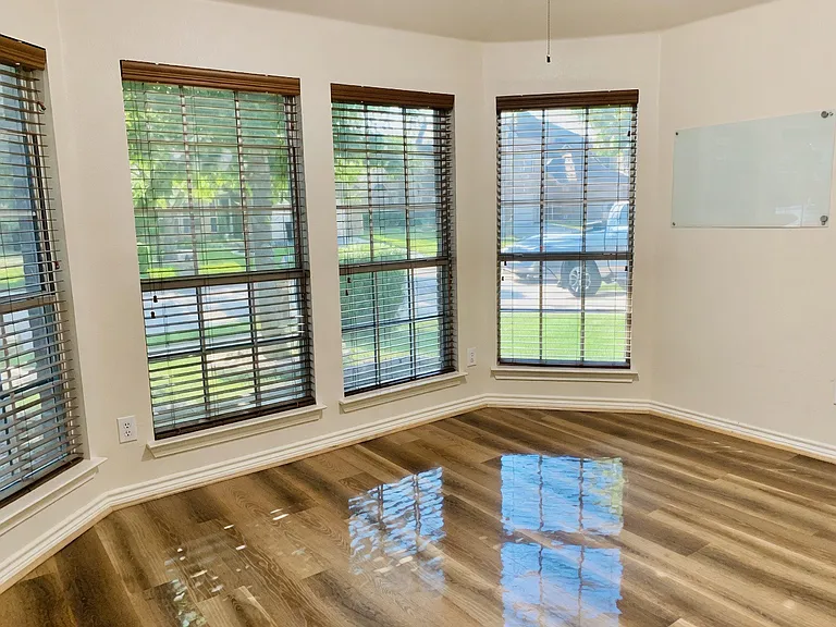 11724 Wild Pear Ln — Photo 4