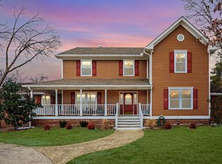 218 Spring Valley Rd, Hendersonville, TN 37075
