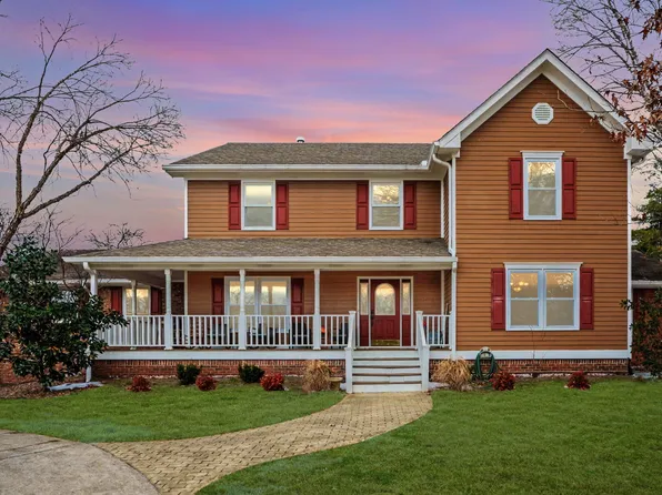 218 Spring Valley Rd, Hendersonville, TN 37075