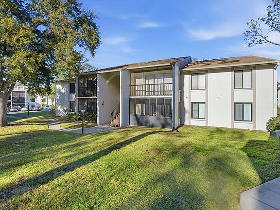 2nd image of 2666 Pine Ridge Way N APT C2