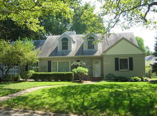 4100 Rowan Hill Dr, Cincinnati, OH 45227