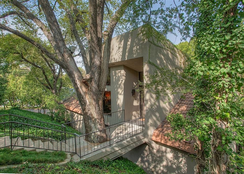 1st image of 2101 Indian Creek Dr