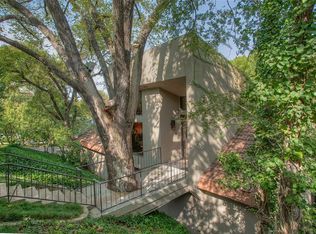 2101 Indian Creek Dr, Fort Worth, TX 76107