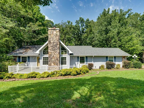6613 White Sands Ln, Hixson, TN 37343