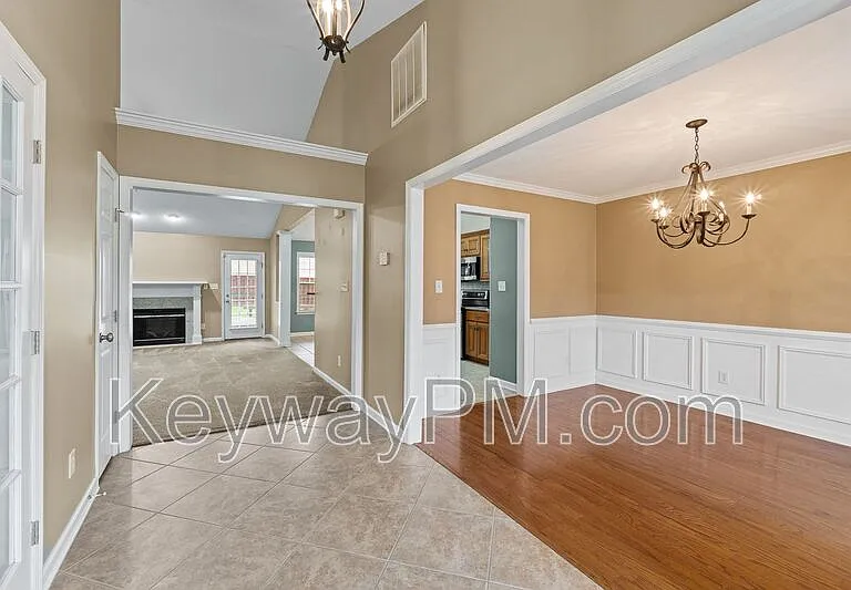 4858 High Meadows Dr — Photo 3