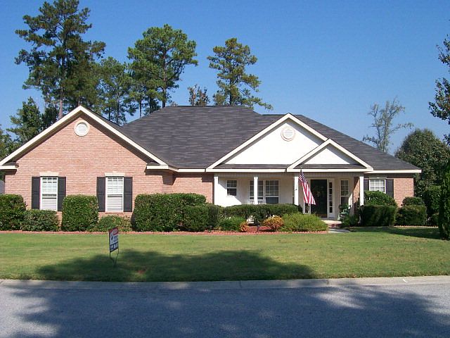 1st image of 4985 Sussex Dr
