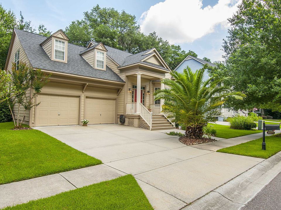 1st image of 3577 W Higgins Dr