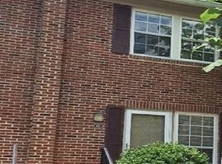 115 Chaucer Ct, Carrboro, NC 27510
