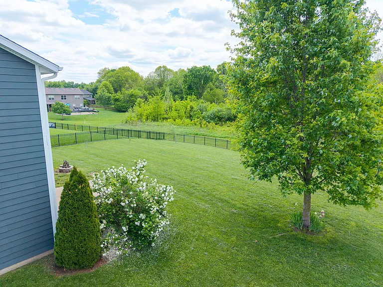 2414 Nottoway Dr — Photo 30