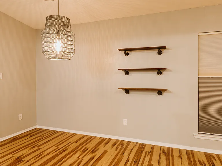 1300 Thornridge Rd #A — Photo 18