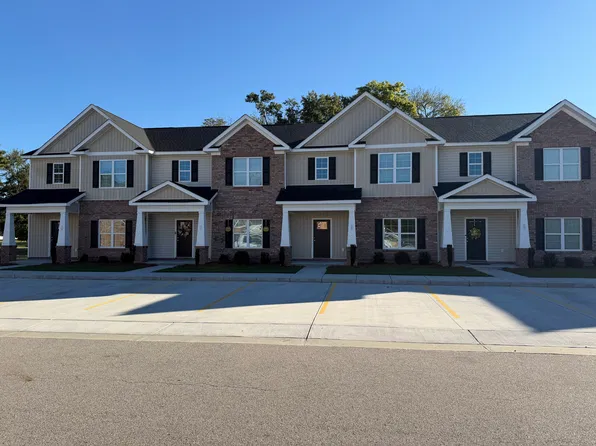 713 Henry Ln, Tarboro, NC 27886