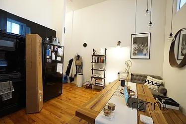 Rented by Rennit Inc.