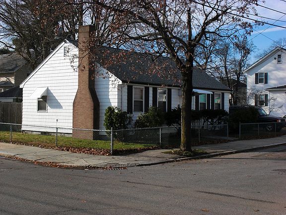 Corner lot