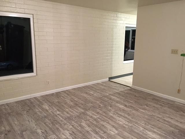 2nd image of 250 Thoma St APT B