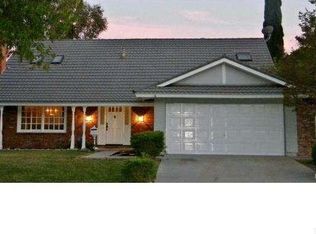 16816 Goodvale Rd, Santa Clarita, CA 91387