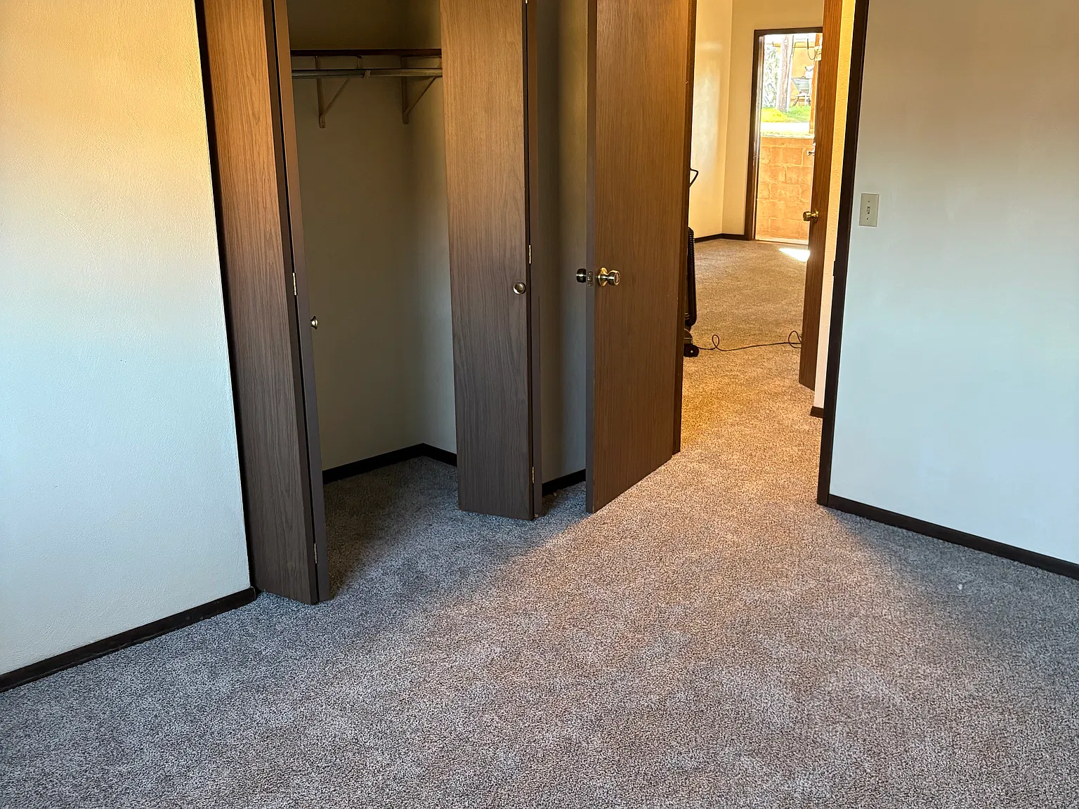 1 bed, 800 sqft, $750 — Photo 2