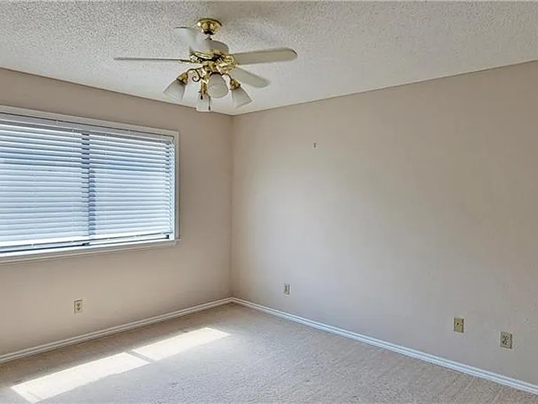 8900 Mariscal Canyon Dr — Photo 17