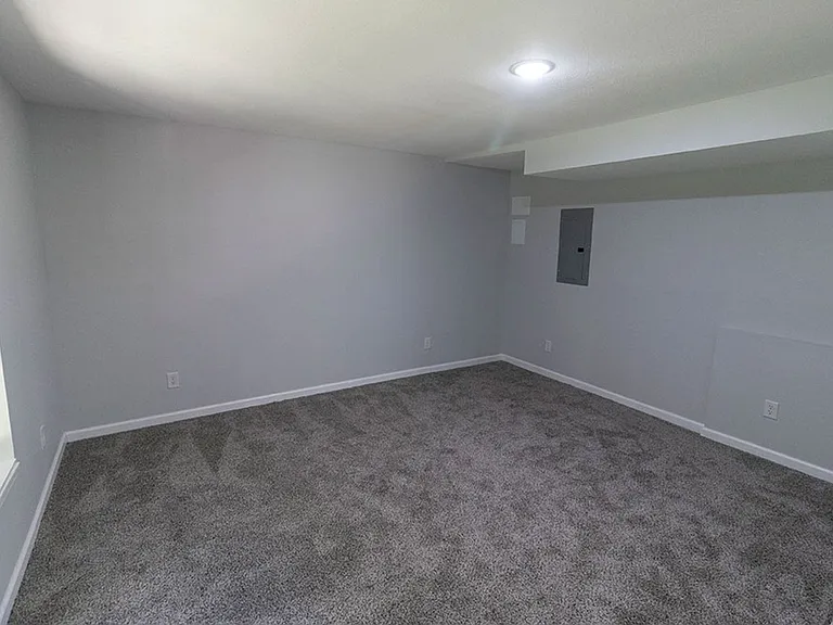 5316 Godas Cir — Photo 32