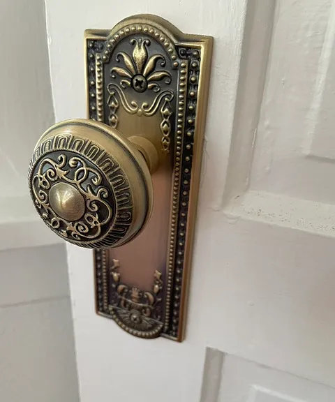 craftsman details