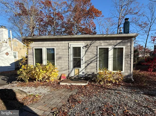 930 Tappan St, Forked River, NJ 08731