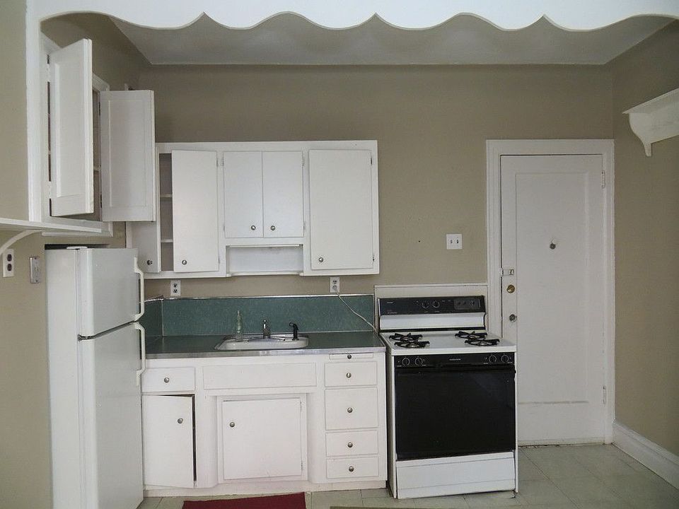2nd image of 542 Prospect Ave #2F