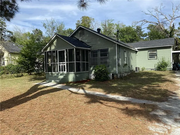 348 Hortman Ave — Photo 5