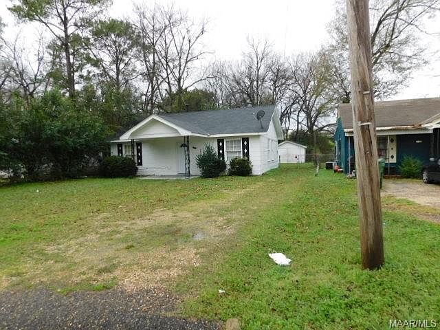 2nd image of 3406 Crescent Rd