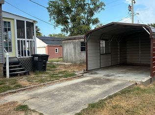 212 South Broadway, Hoffman, IL