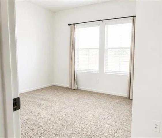 24339 Gadwall Ave — Photo 7