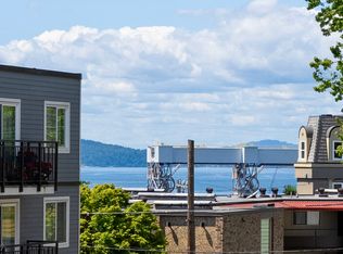 613 4th Ave W APT 202, Seattle, WA 98119