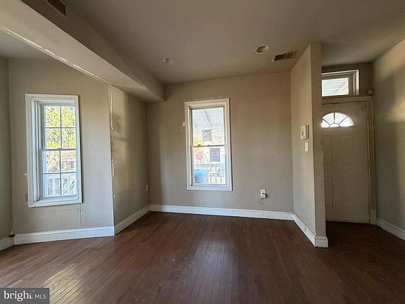 2nd image of 314 57th St NE
