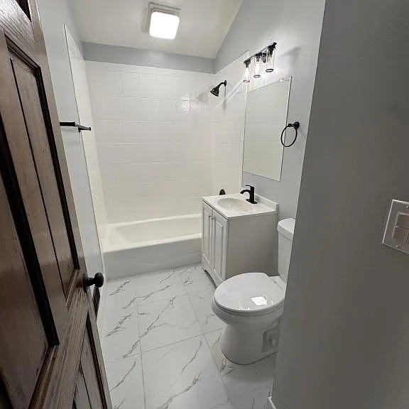 8733 S 51st Ave — Photo 5
